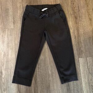 Northface women’s black capris size medium